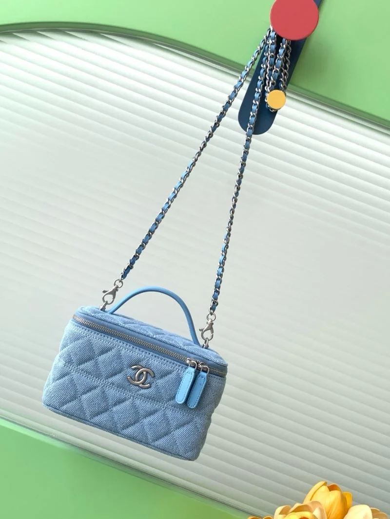 Chanel Cosmetic Bags Fashionable 53428