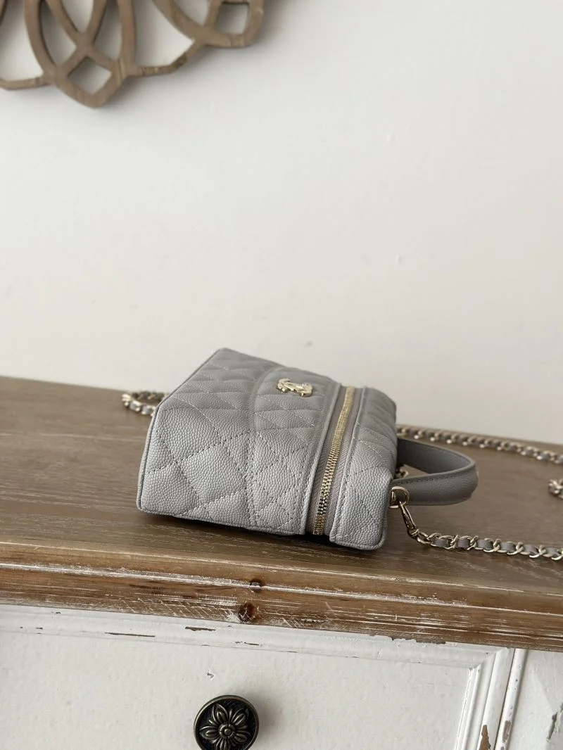 Chanel Cosmetic Bags MoistureWicking 53469