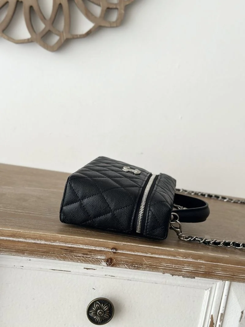 Chanel Cosmetic Bags WellDesigned 53430