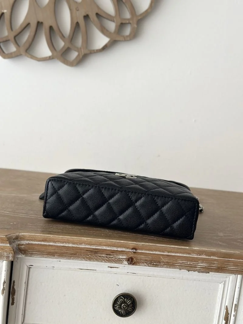 Chanel Cosmetic Bags WellDesigned 53430