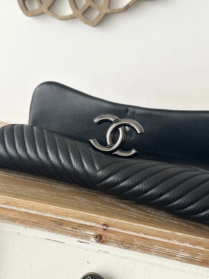 FreshLook Chanel Cosmetic Bags 53424