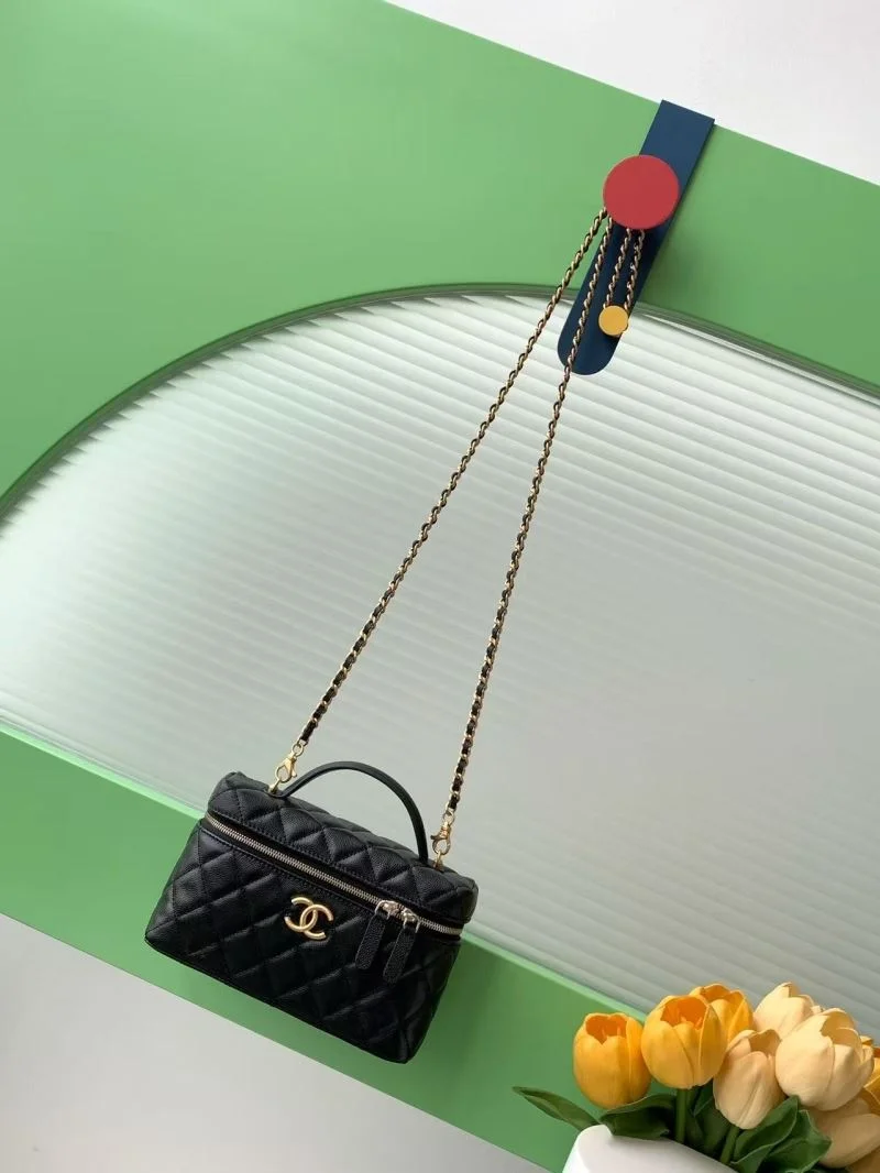 Modern Chanel Cosmetic Bags 53470