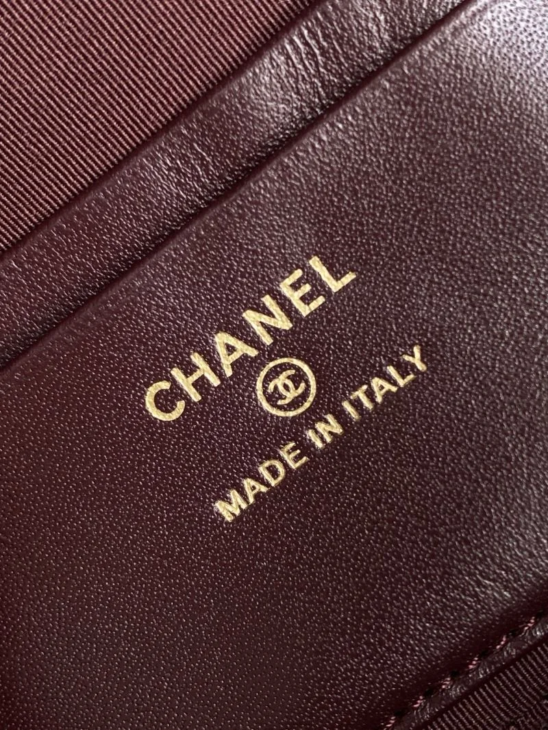 TechFriendly Chanel Cosmetic Bags 53411