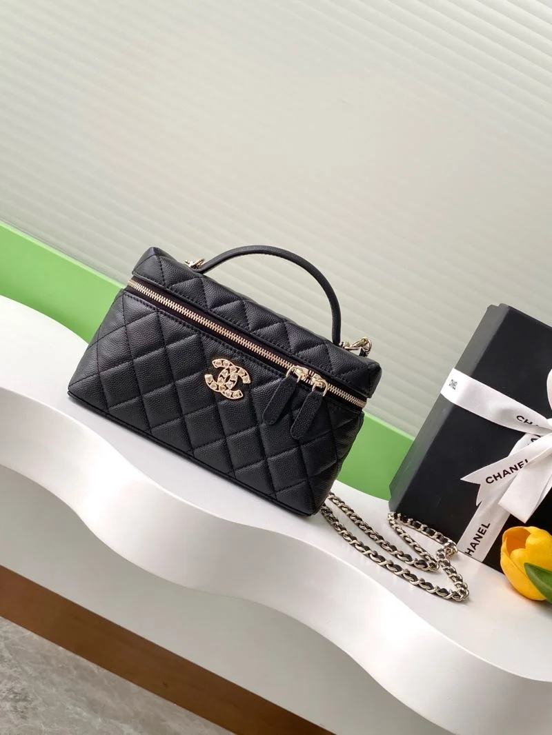 Lightweight Chanel Cosmetic Bags 53409
