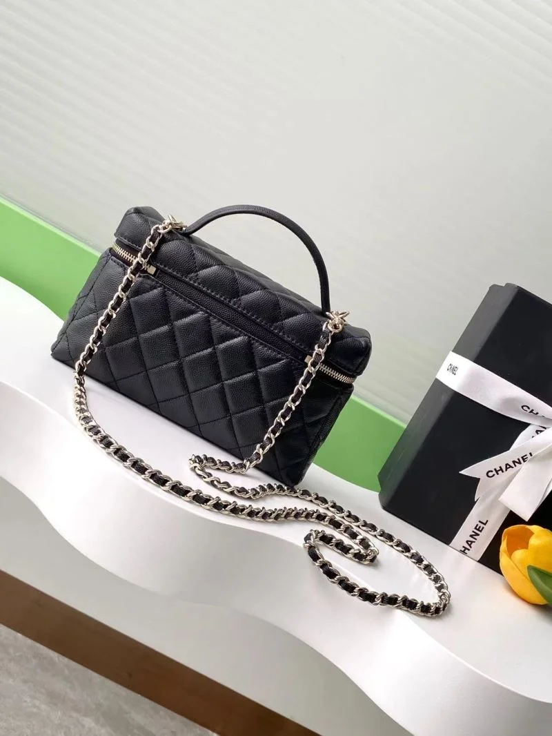 Lightweight Chanel Cosmetic Bags 53409