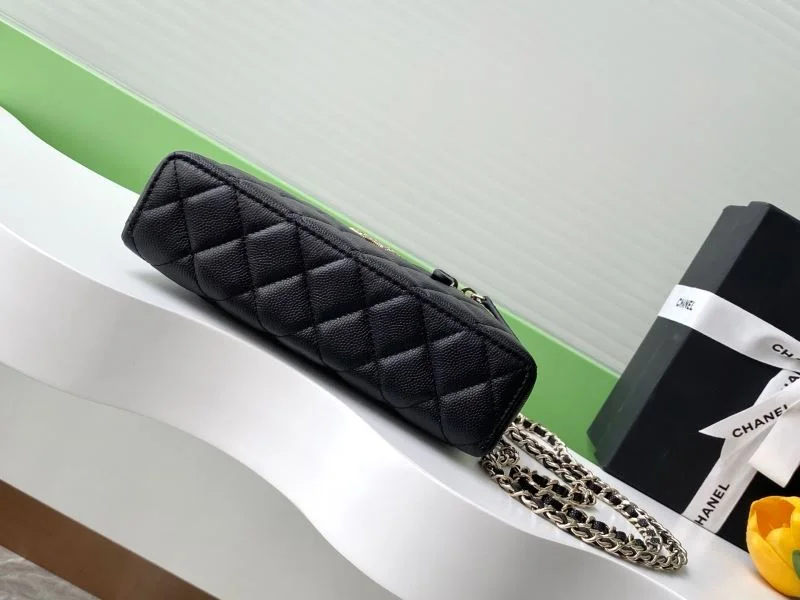 Lightweight Chanel Cosmetic Bags 53409