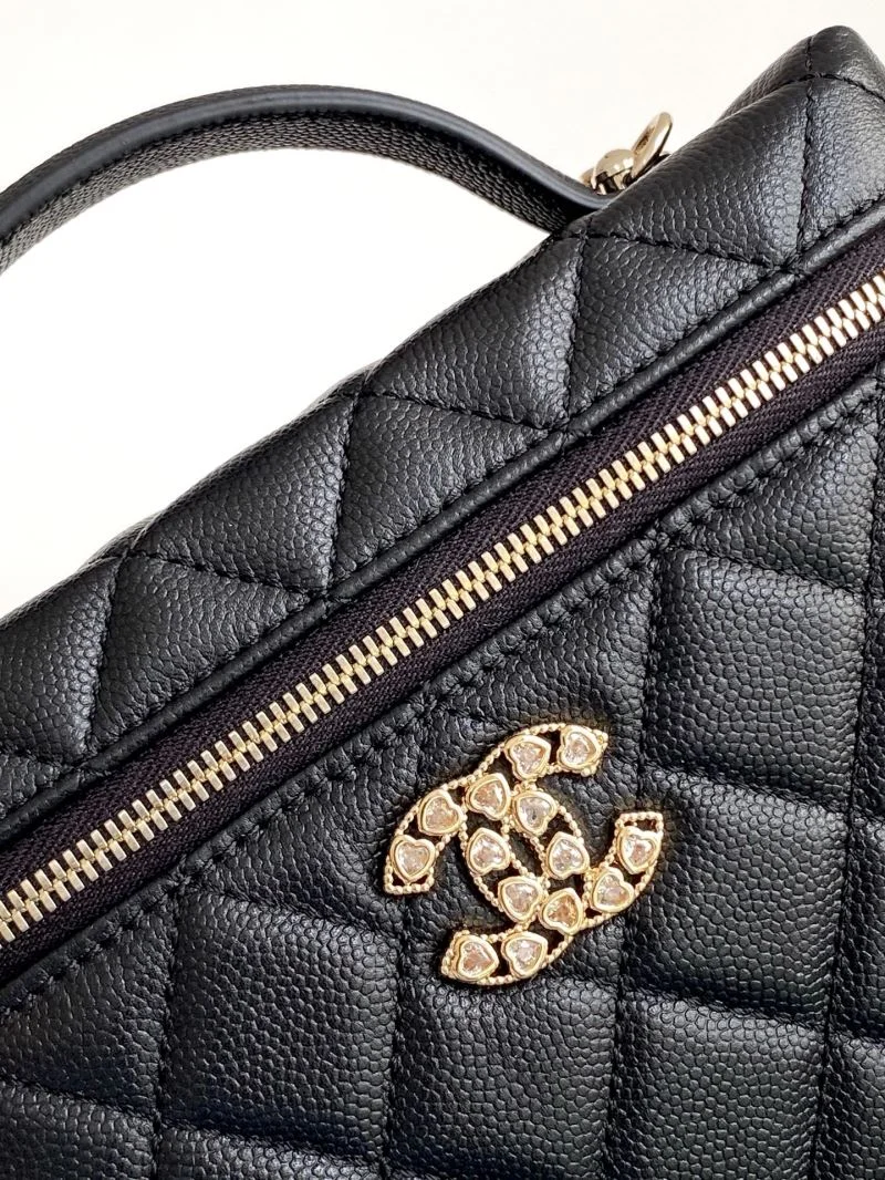 Lightweight Chanel Cosmetic Bags 53409