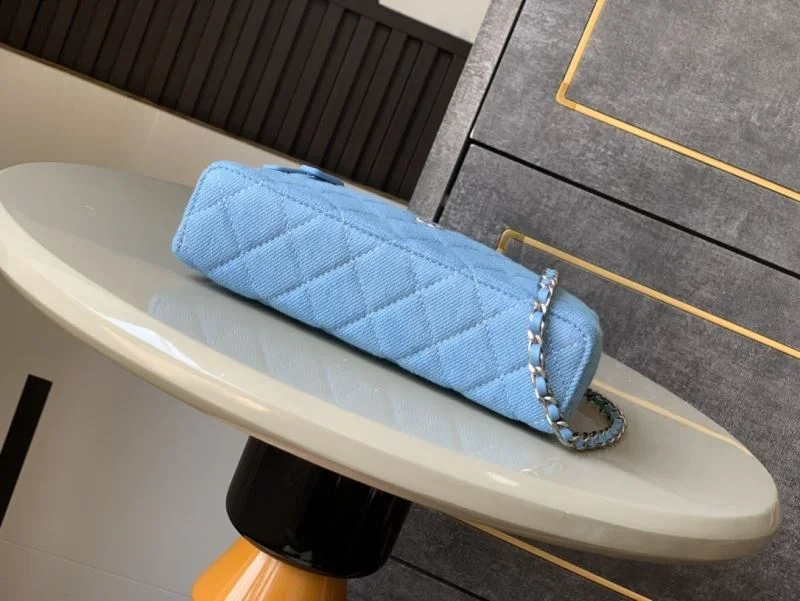 Chanel Cosmetic Bags ZipUp 53412