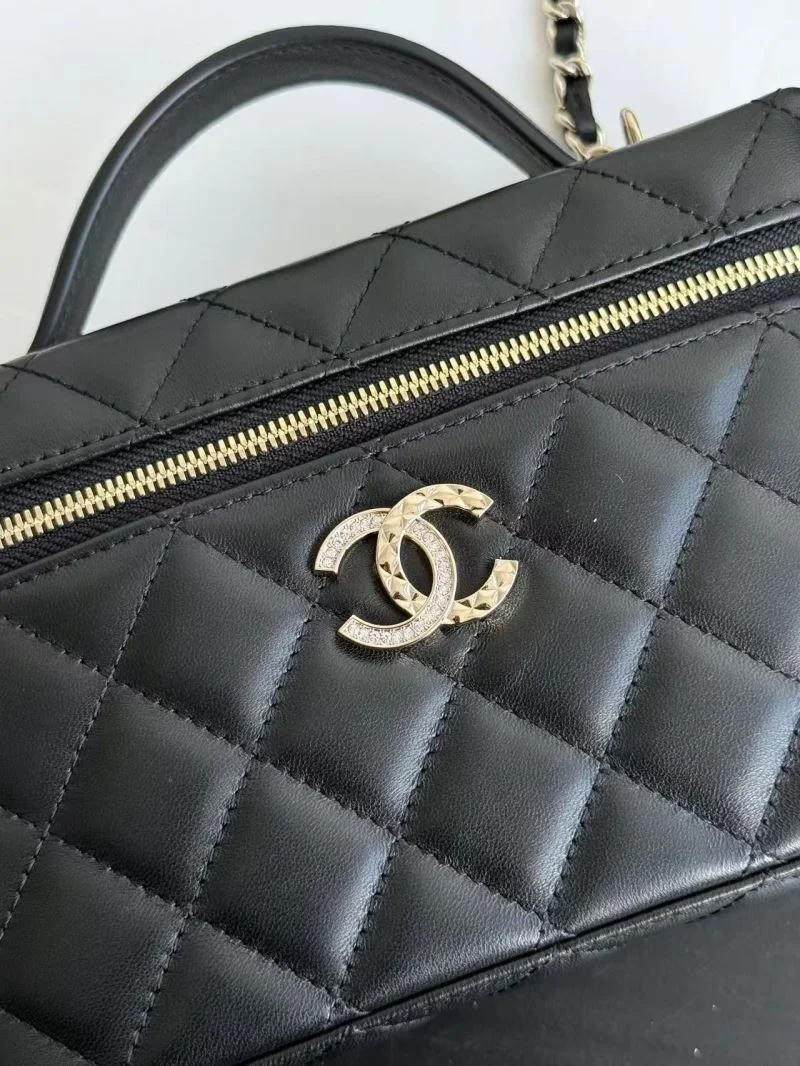 Chanel Cosmetic Bags WellDesigned 53408