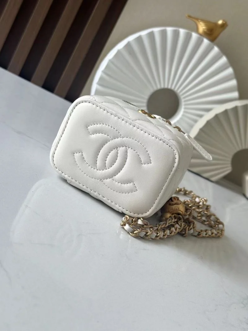 Chanel Cosmetic Bags TechFriendly 53416