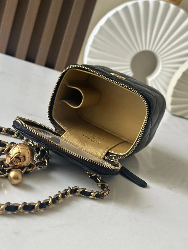 Chanel Cosmetic Bags Lightweight 53410