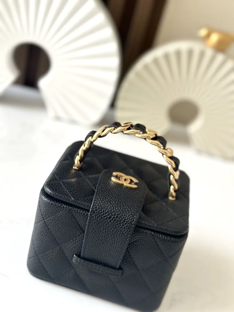 HighPerformance Chanel Cosmetic Bags 53407