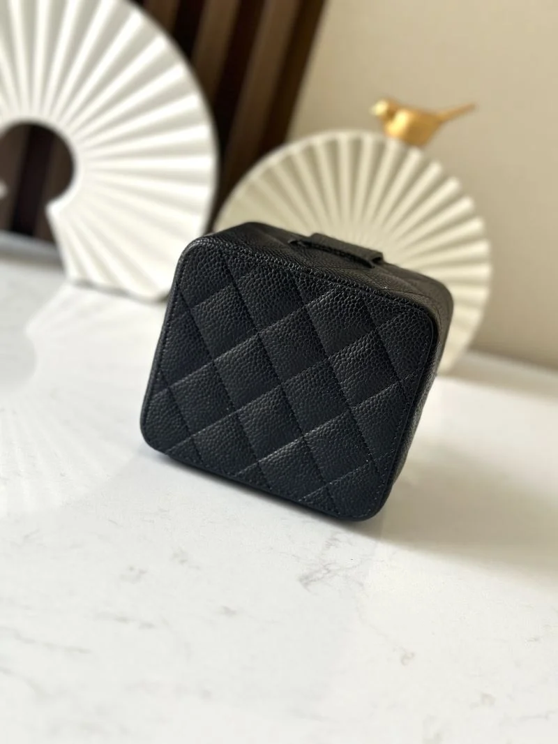 HighPerformance Chanel Cosmetic Bags 53407