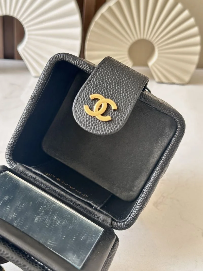HighPerformance Chanel Cosmetic Bags 53407