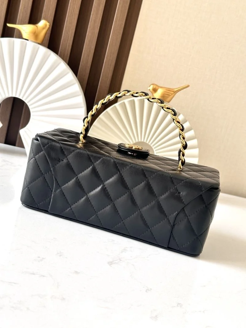 WellDesigned Chanel Cosmetic Bags 53414
