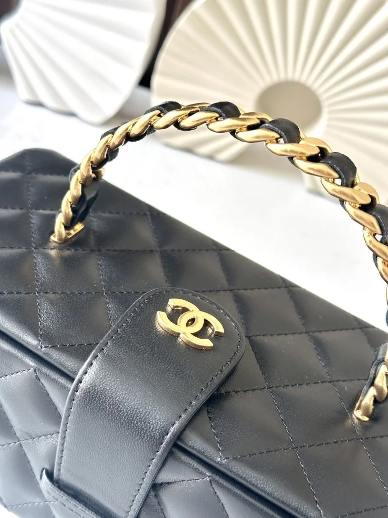 WellDesigned Chanel Cosmetic Bags 53414