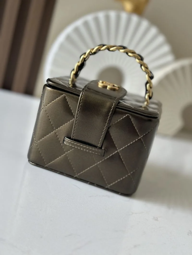 WrinkleFree Chanel Cosmetic Bags 53438
