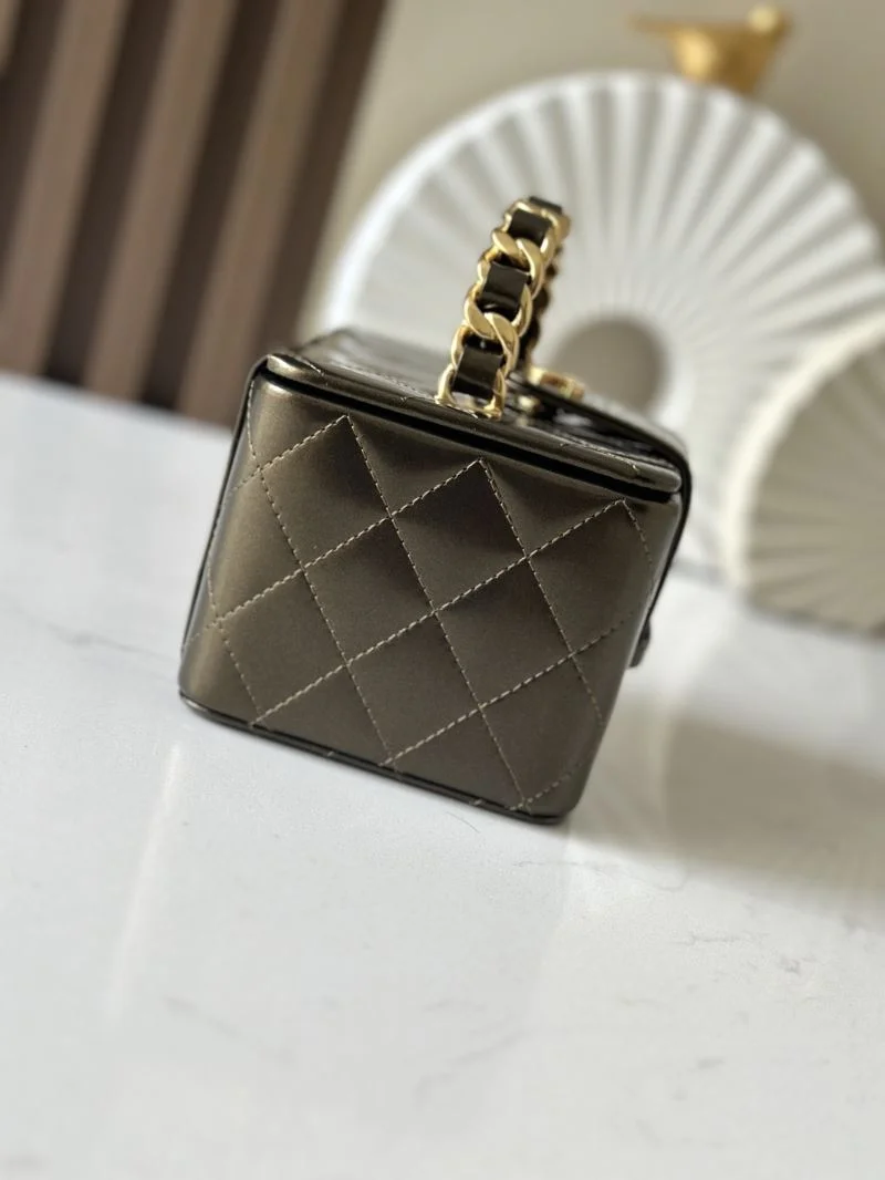 WrinkleFree Chanel Cosmetic Bags 53438