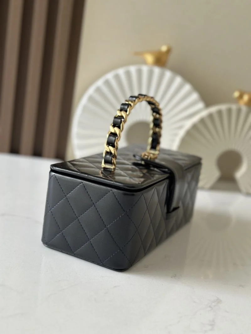 Chanel Cosmetic Bags Attractive 53391