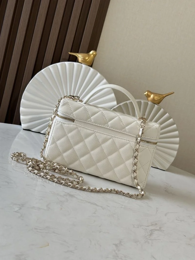Stylish Chanel Cosmetic Bags 53396