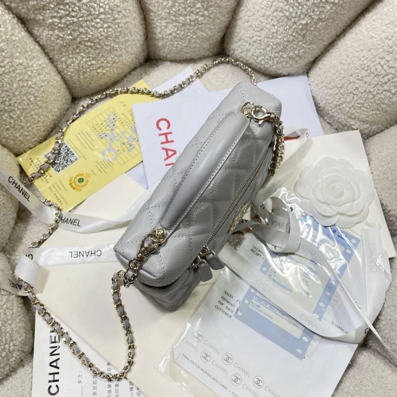 Practical Chanel Cosmetic Bags 53389