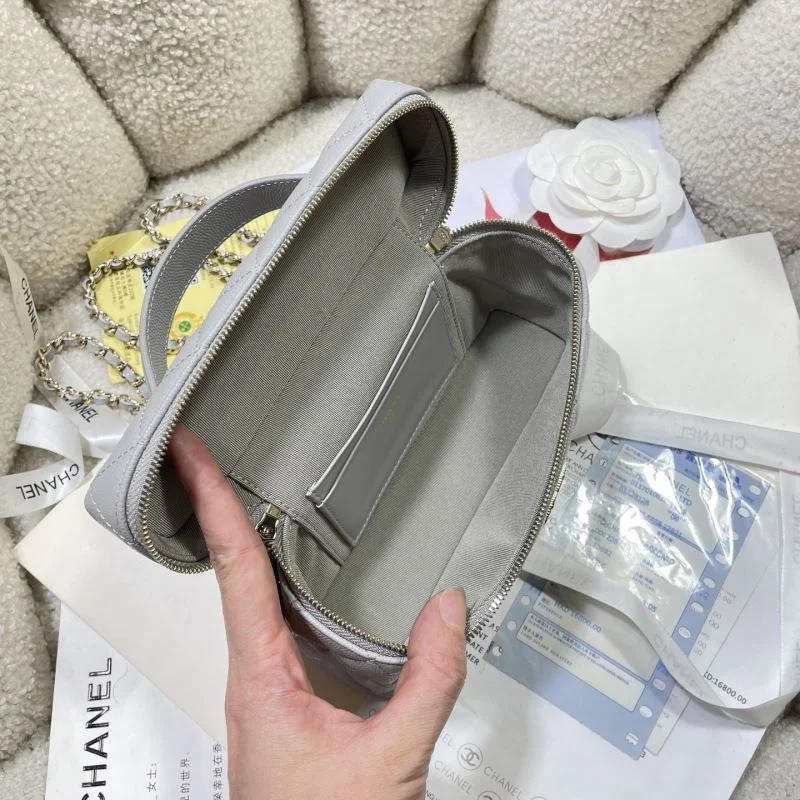 Practical Chanel Cosmetic Bags 53389