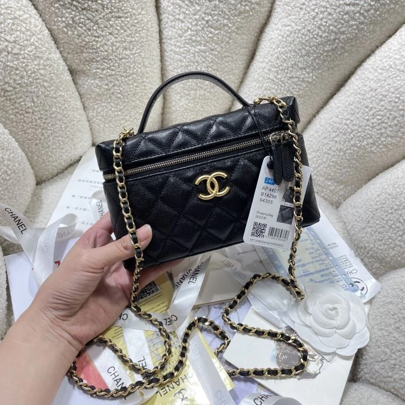 Chanel Cosmetic Bags Lightweight 53423