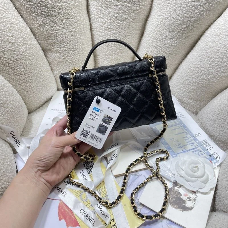 Chanel Cosmetic Bags Lightweight 53423