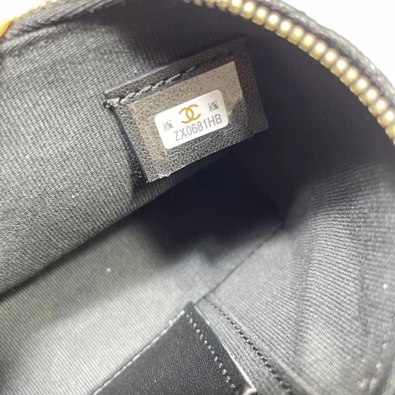 Chanel Cosmetic Bags Lightweight 53423