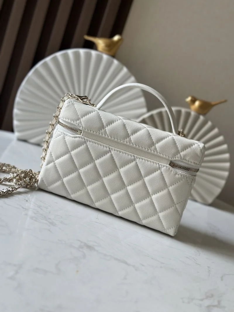 Chanel Cosmetic Bags Thermal 53387
