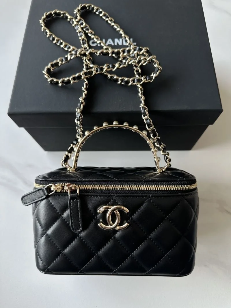 Chanel Cosmetic Bags SunProtective 53385