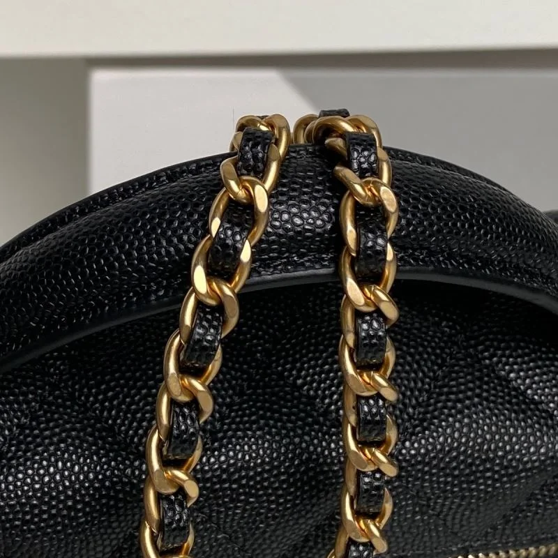 Unisex Chanel Cosmetic Bags 53380