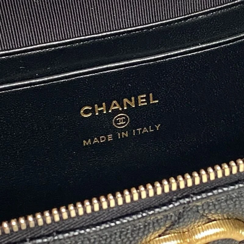 Unisex Chanel Cosmetic Bags 53380