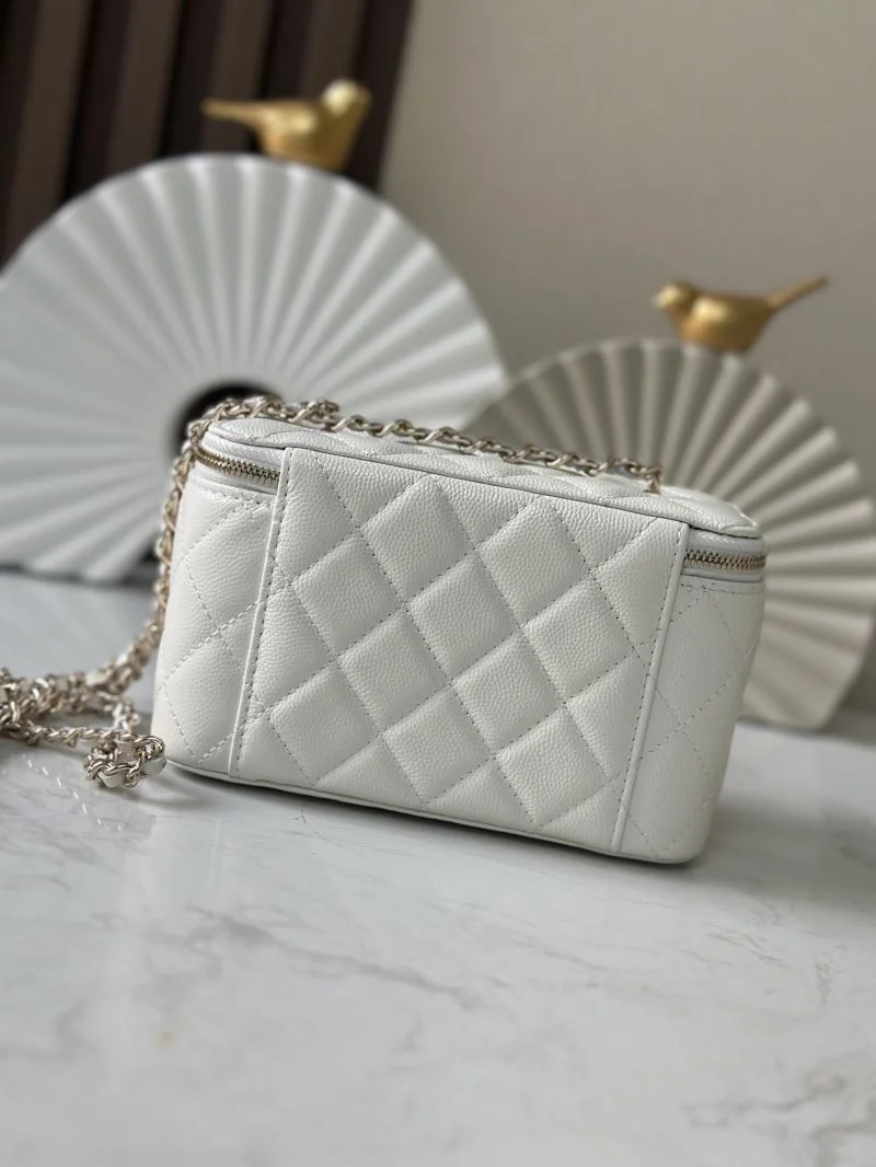 Chanel Cosmetic Bags Durable 53370