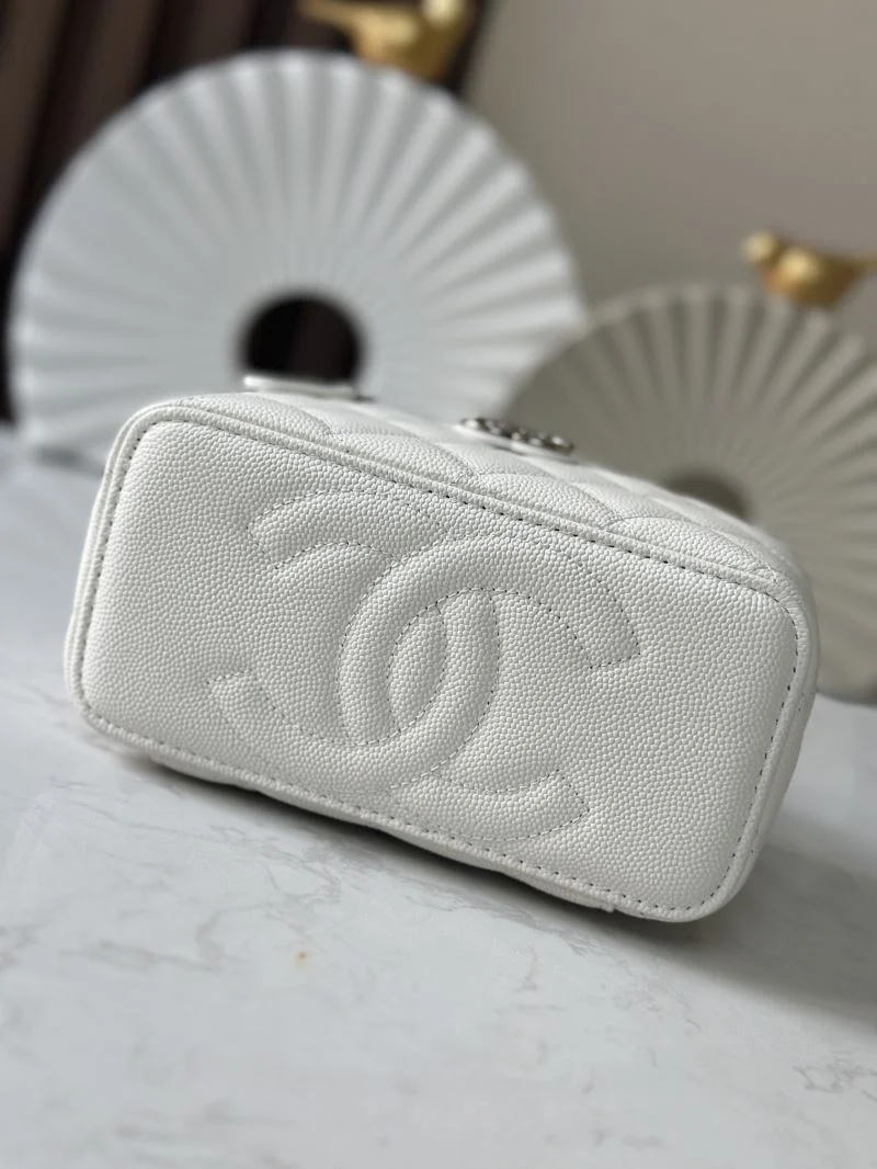 Chanel Cosmetic Bags Attractive 53373
