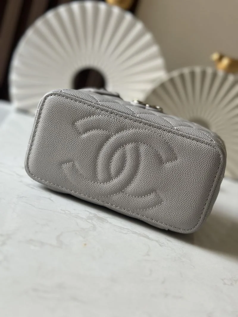 WrinkleFree Chanel Cosmetic Bags 53369