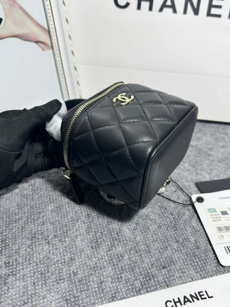 Chanel Cosmetic Bags Trendsetting 53366