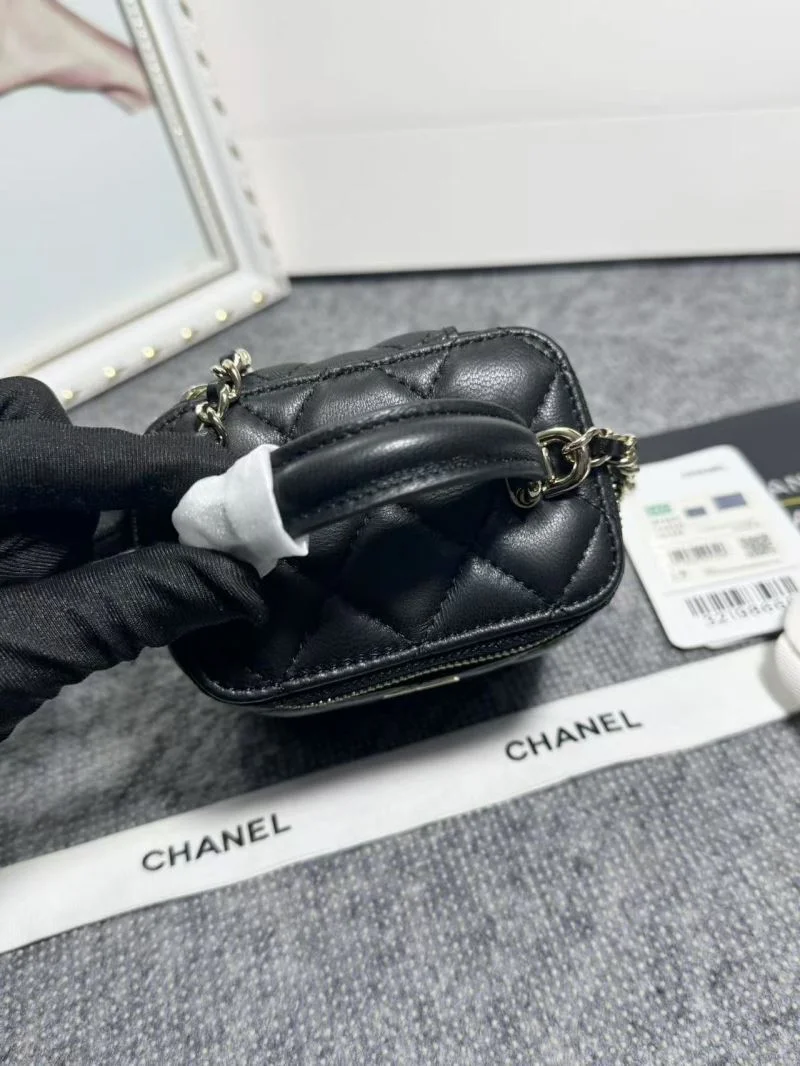 Chanel Cosmetic Bags Trendsetting 53366