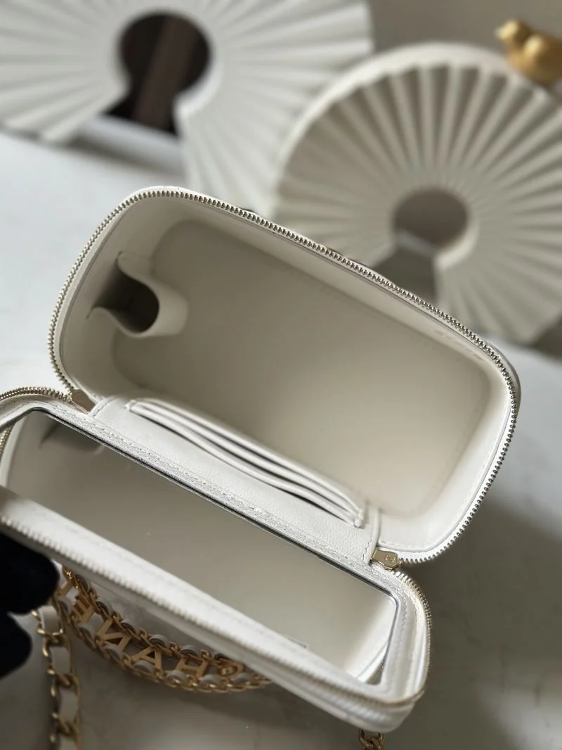 Chanel Cosmetic Bags HighPerformance 53365