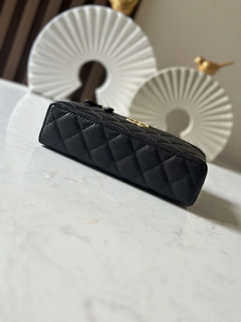 Lightweight Chanel Cosmetic Bags 53361