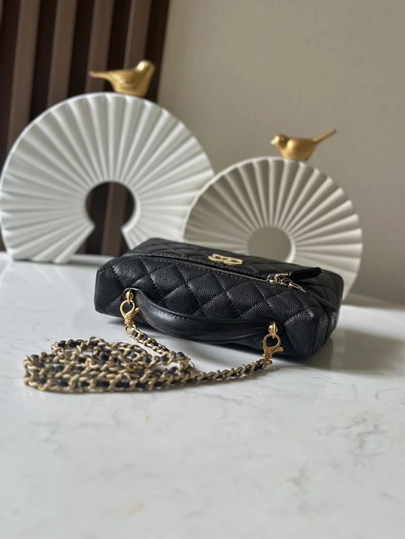 Lightweight Chanel Cosmetic Bags 53361