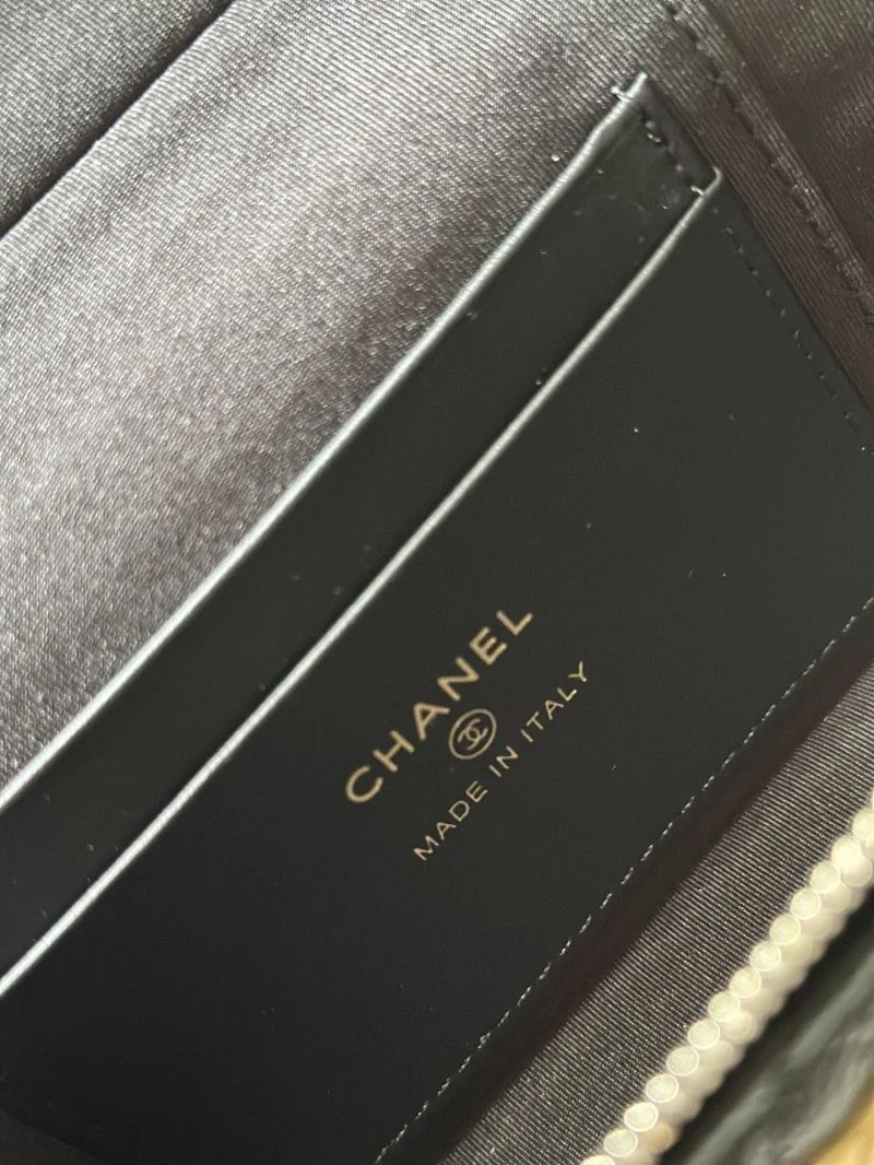 Lightweight Chanel Cosmetic Bags 53361