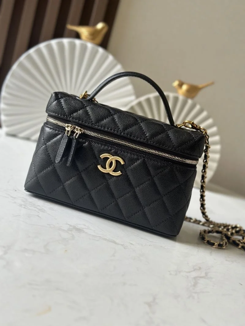 Lightweight Chanel Cosmetic Bags 53361