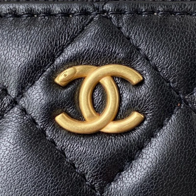 Chanel Cosmetic Bags Functional 53400