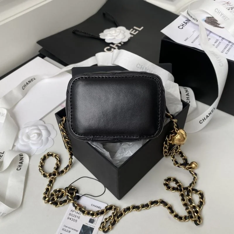 Chanel Cosmetic Bags Functional 53400