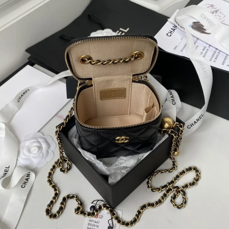 Chanel Cosmetic Bags Functional 53400