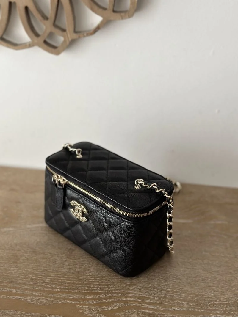 Chanel Cosmetic Bags OdorResistant 53360