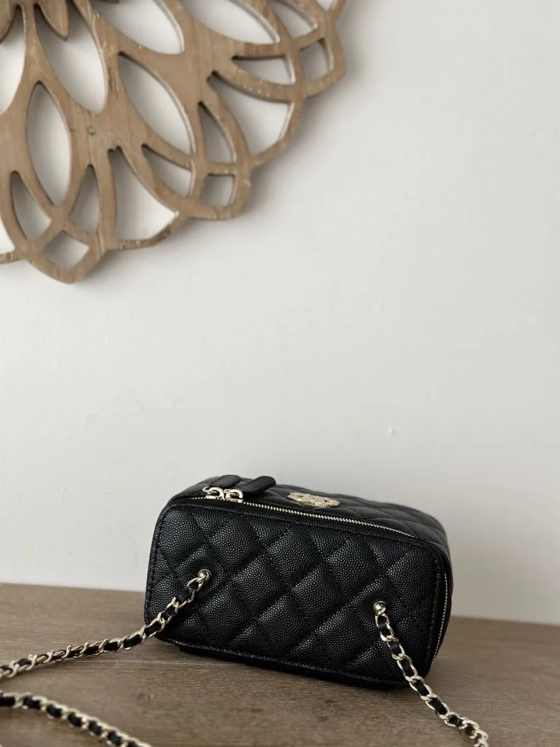 Chanel Cosmetic Bags OdorResistant 53360