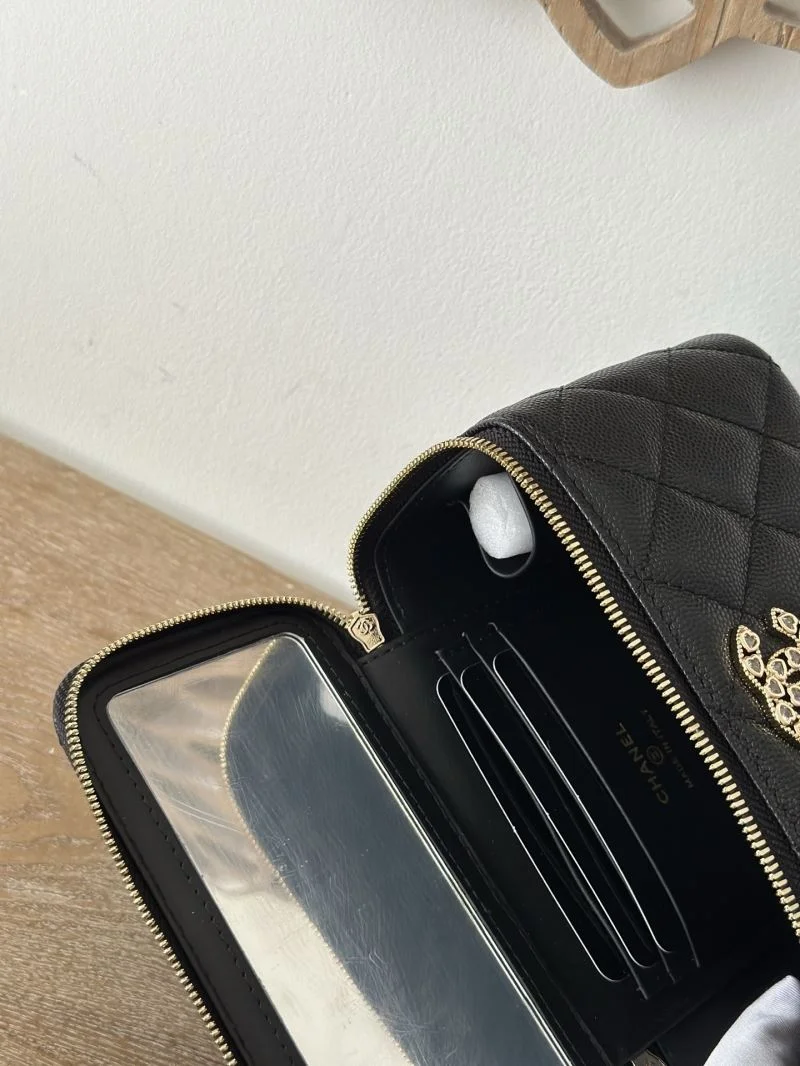 Chanel Cosmetic Bags OdorResistant 53360