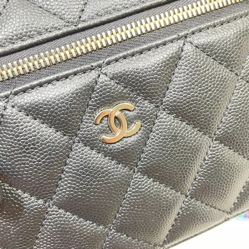 Chanel Cosmetic Bags Breathable 53374